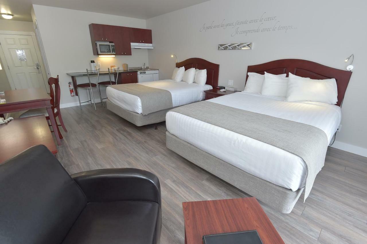 Les Pavillons Du Petit Manoir Du Casino Hotel La Malbaie Ngoại thất bức ảnh